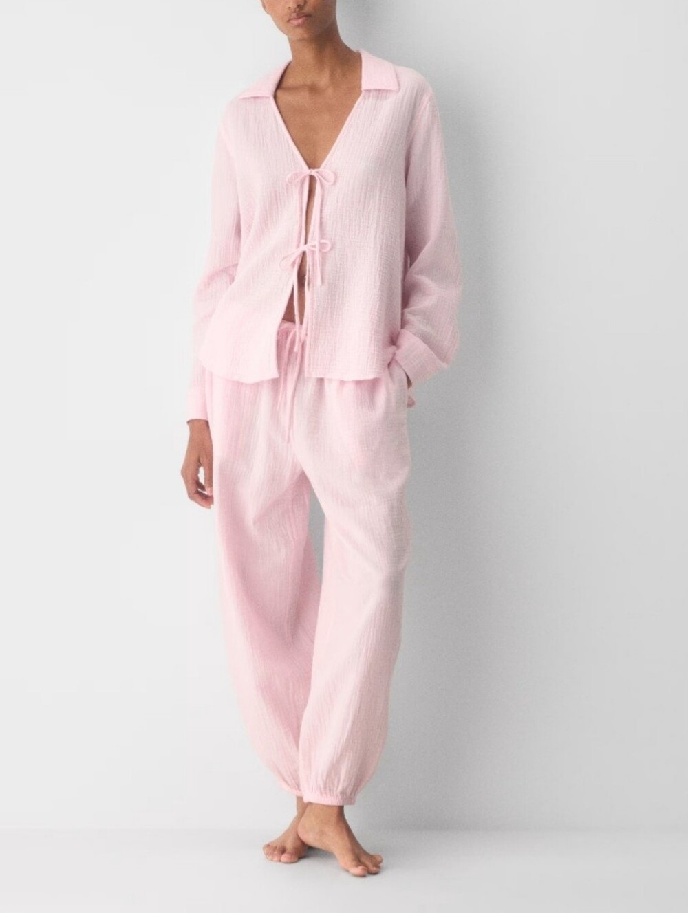 Artizia Set Air Plush Villa Pink Tie Blouse & Jogger Balloon Pant XS/S